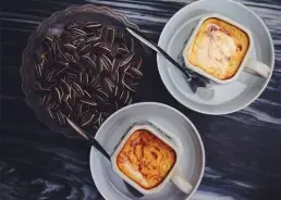 COFFEE EGGS VIETNAM ANF FOREIGN GUESTS ENJOYED