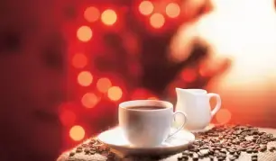 Buôn Ma Thuột và những tách cà phê ngon.