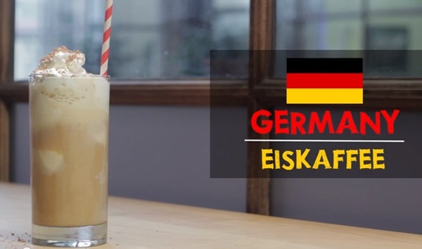 Cà phê eiskaffee hấp dẫn bởi vị beo béo của kem lạnh lơ lửng ở giữa và kem bông tuyết trên cùng.